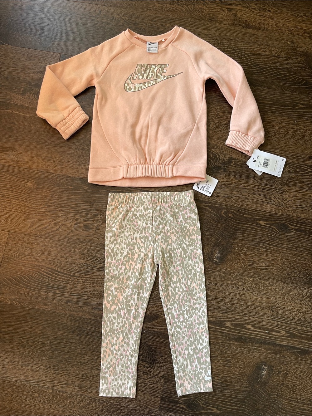 Nike Girls Echo Pink Pullover with Pink and Tan Leopard Print Leggings size 4T